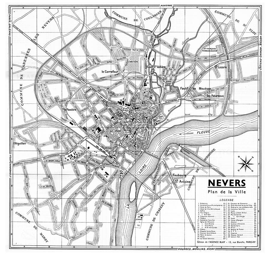 plan de ville vintage noir et blanc de Nevers Blay Foldex
